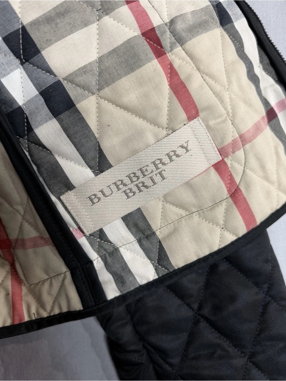 Burberry Black Quilted Jacket - Zip Front - Picture 8 of 14